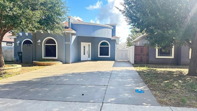 Photo - 1511 Texoma St