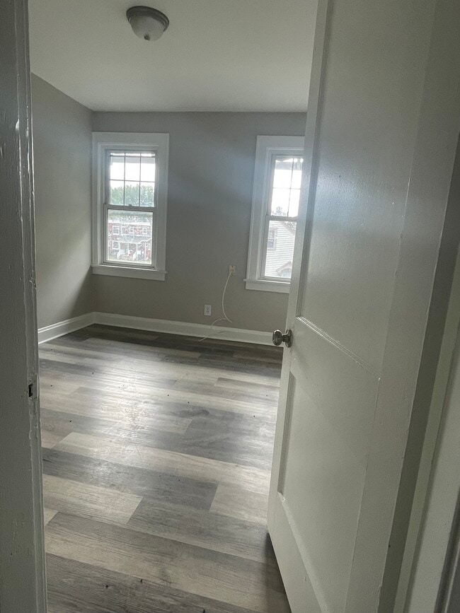 Photo - 1123-1125 S Ohio Ave