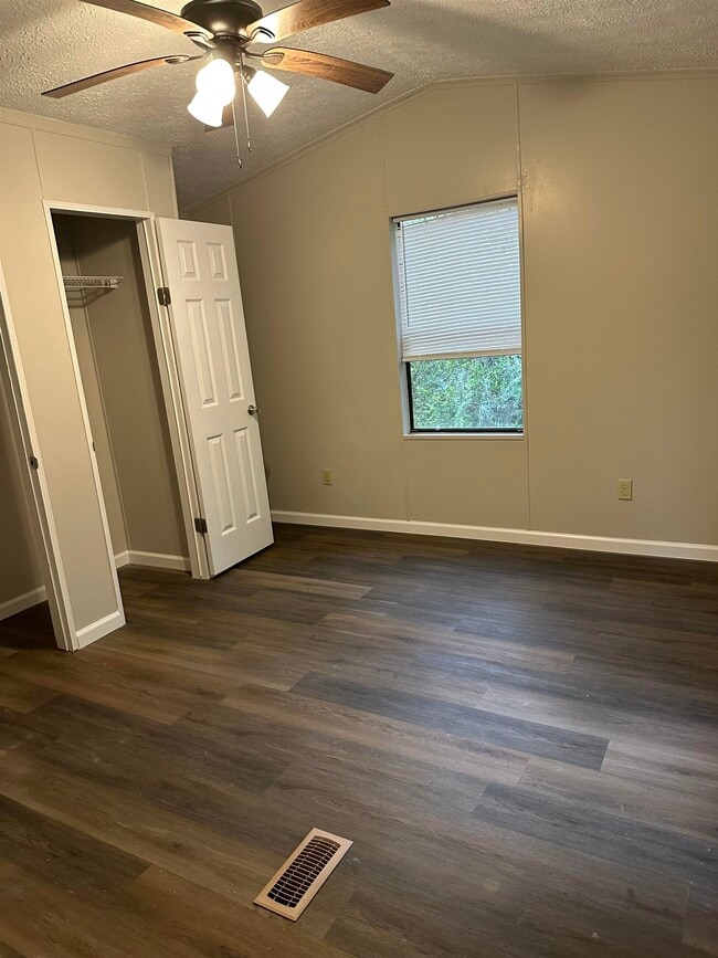 Photo - 1658 Rankin Ave