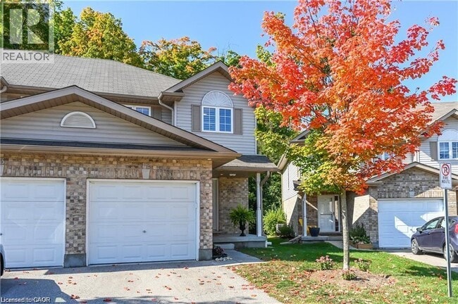 Photo - 300 Fallowfield Dr