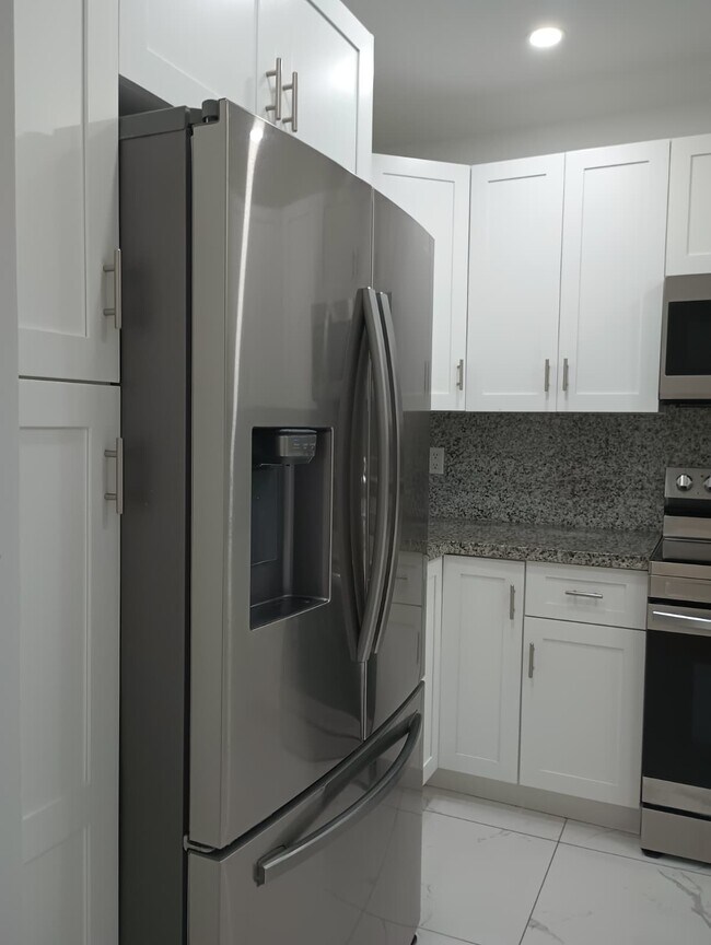 Photo - 3820 E 9th Ln