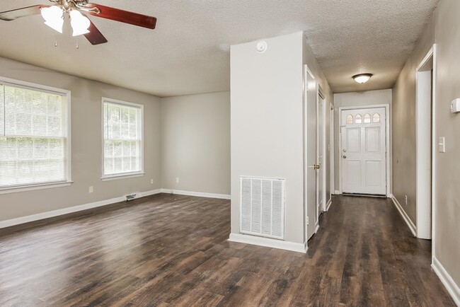 Photo - 3 Bedroom Charleston Home