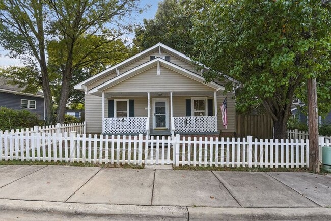 Building Photo - 207 Doster Ave Rental