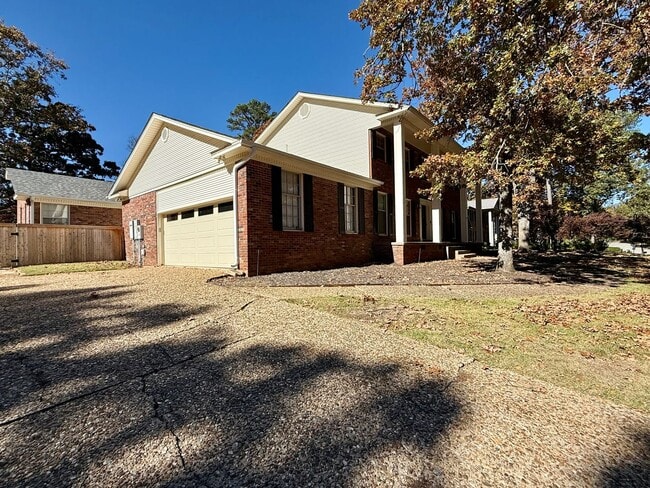 Photo - 130 Valley Club Cir