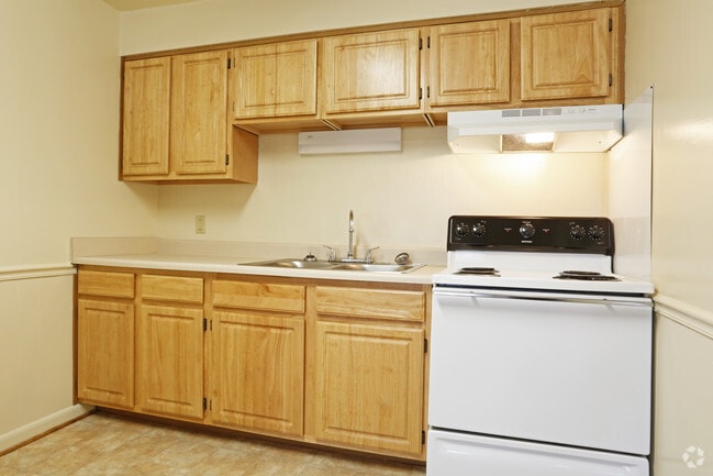 Kitchen - Ashley Trace Apartments