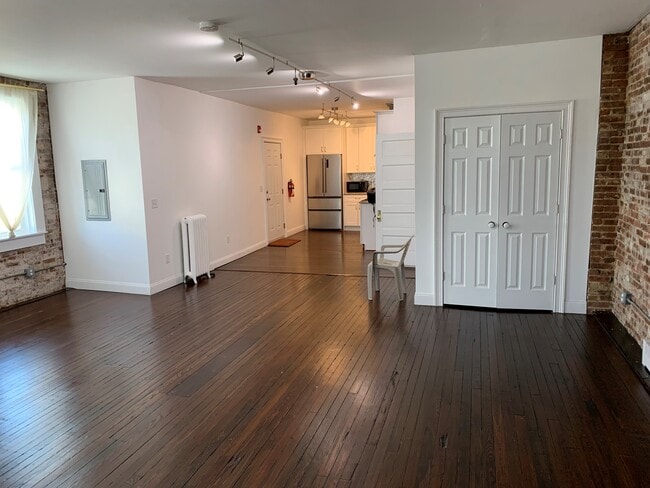 Photo - 54 Atlantic Ave Unidad Loft Studio