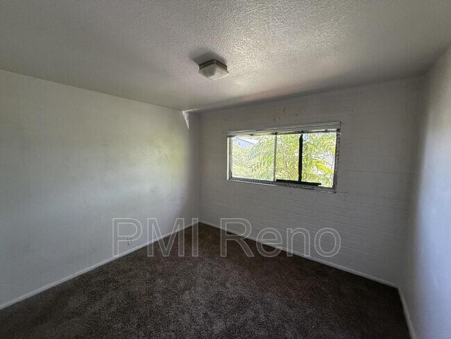 Photo - 457 Stewart St Unit 4