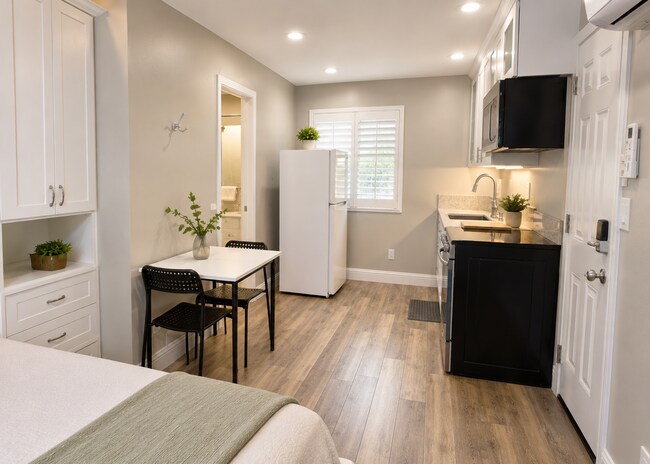 Photo - Available Now - Flexible Move In Date - Fully Furnished Studio Near Nugget