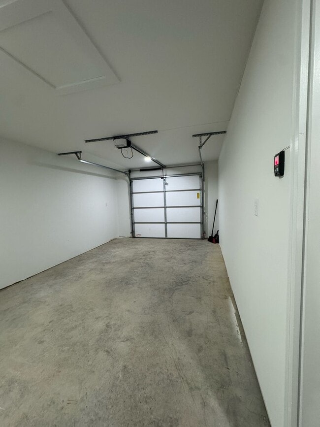 Photo - Cedar Circle Duplexes Unit 223-B