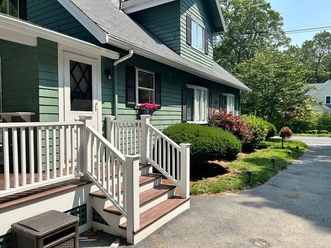 Photo - 500 Lowell St