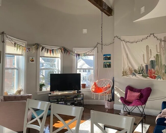 Photo - 92 Calumet St