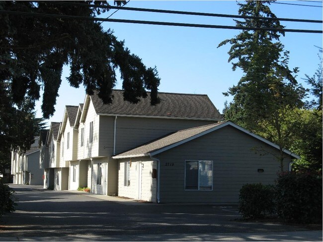 Photo - Maplewood Apartments