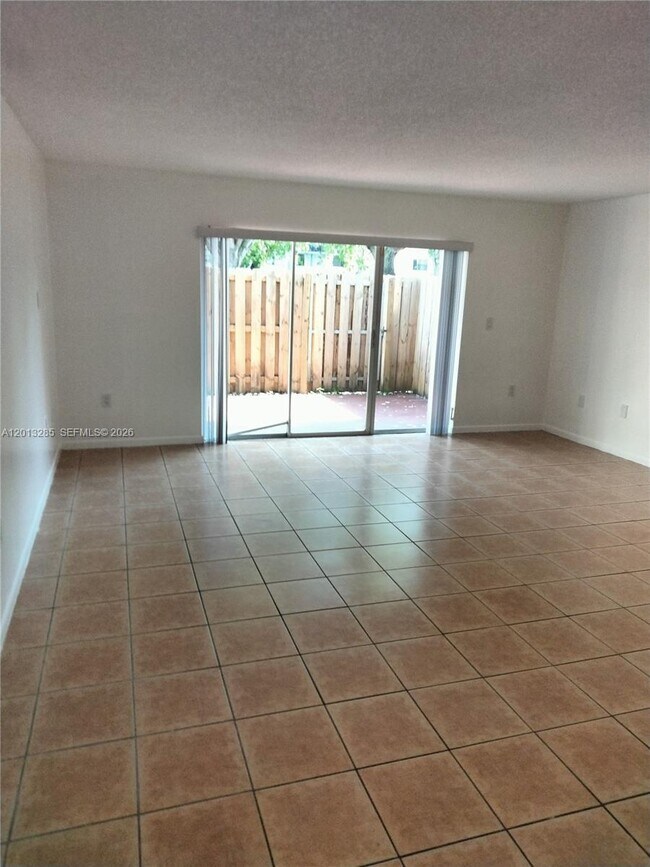 Photo - 14901 SW 80th St Unidad 108