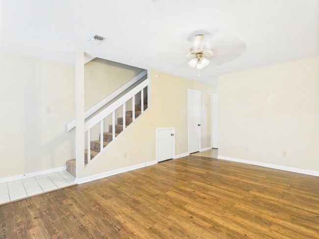 Photo - 700 San Pedro Dr