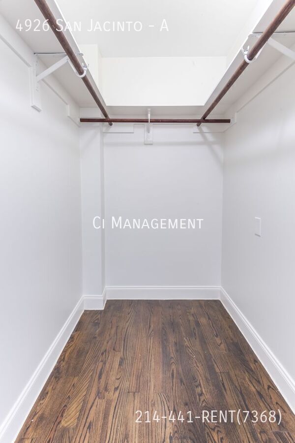 Photo - 4926 San Jacinto St Unidad A