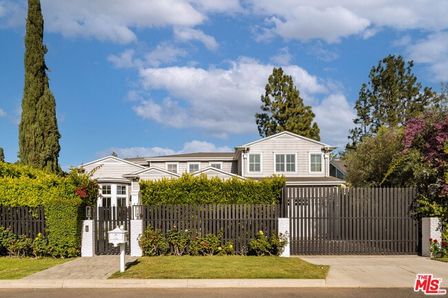 Building Photo - 4226 Lemp Ave