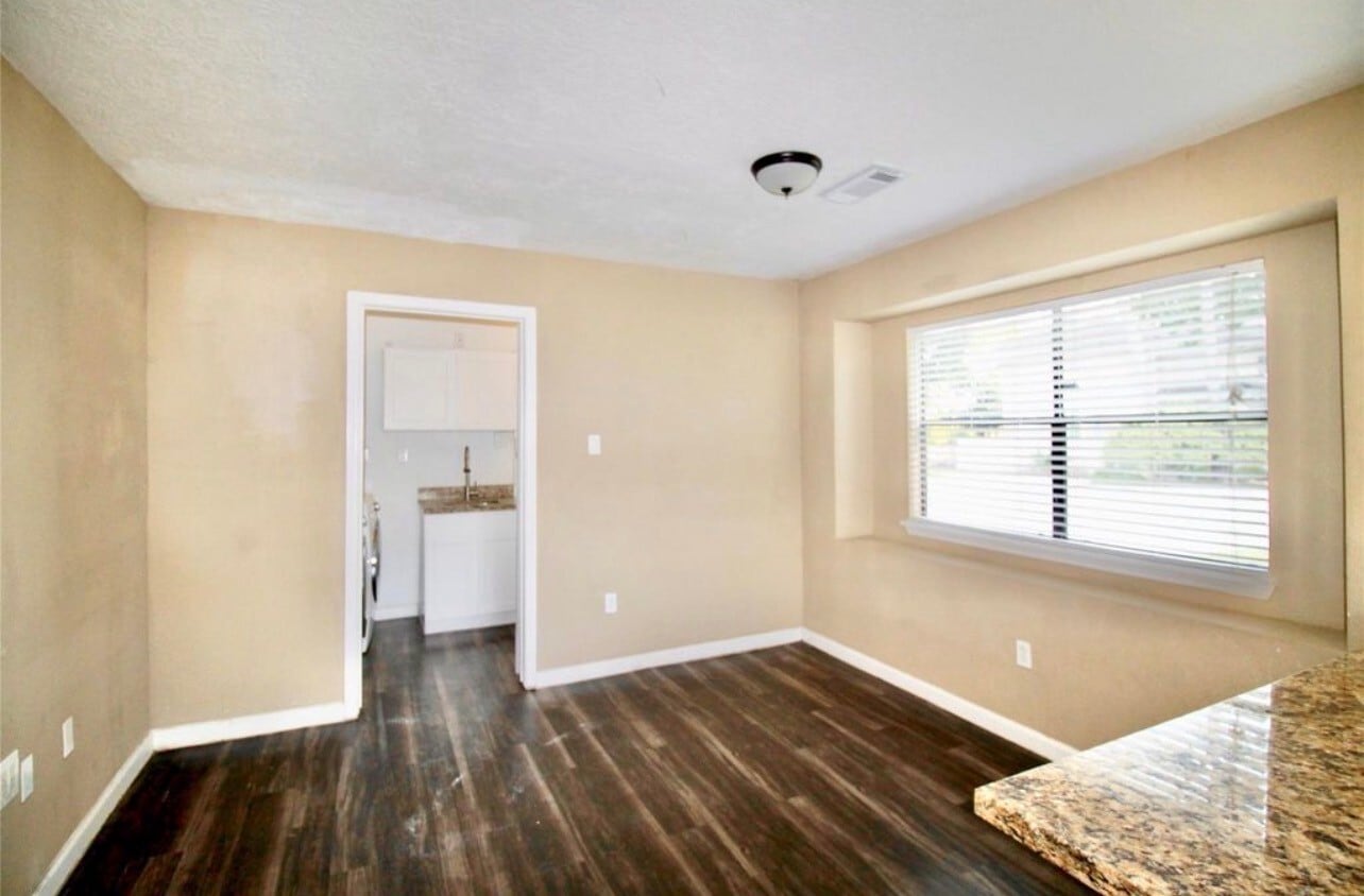 Photo - 4701 Spring Ln