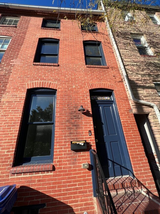 Building Photo - Charming 3 Bedroom/2 Bathroom Townhome in Upper Fells Point, Baltimore, MD!