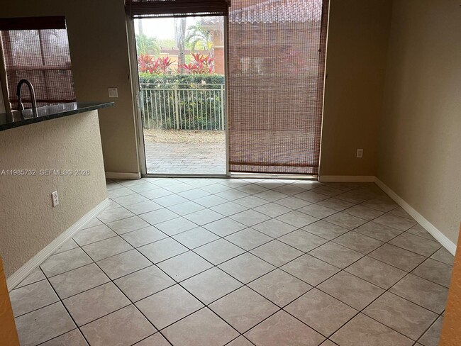 Photo - 4952 Tradewinds Ter