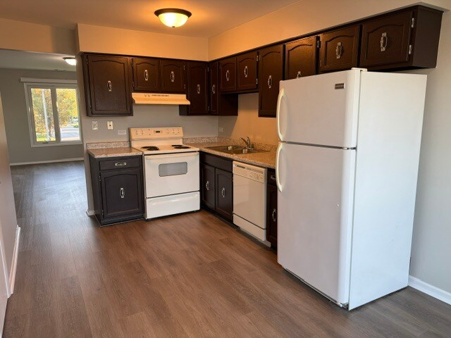 Photo - 1040 Camellia Dr Unit 4