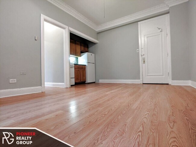 Photo - 3831 N Fremont St Unit 208
