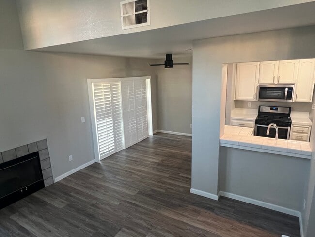 Photo - 267 Tamarisk Cir