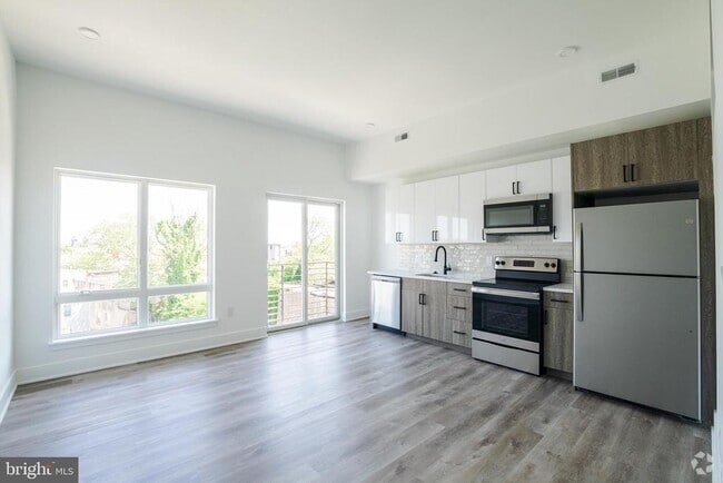 Building Photo - 1420 Point Breeze Ave Unit 201 Rental
