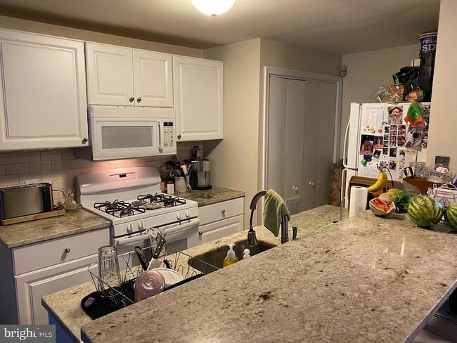 Photo - 443 Fairmount Ave Unit A