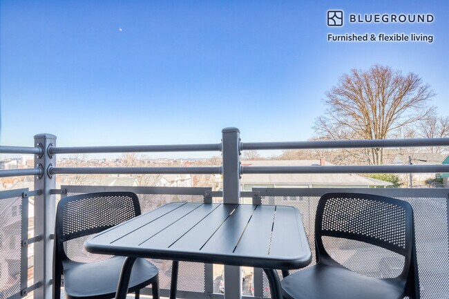 Photo - 30 Iroquois St Unit FL3-ID864