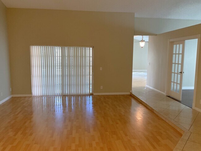 Photo - 8825 NW 57th Ct