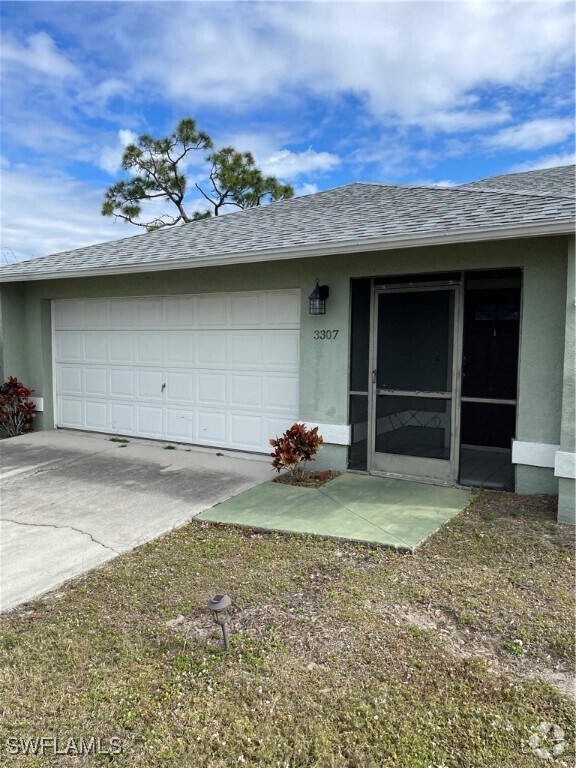 Building Photo - 3307 SW 12th Ave Rental