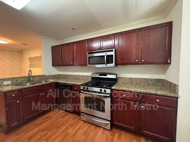 Photo - 3900 Riverlook Pkwy SE Unit 201