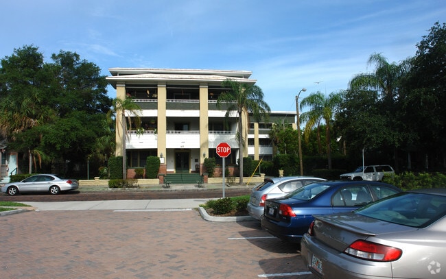 Sans Souci Apartments - Sans Souci Apartments