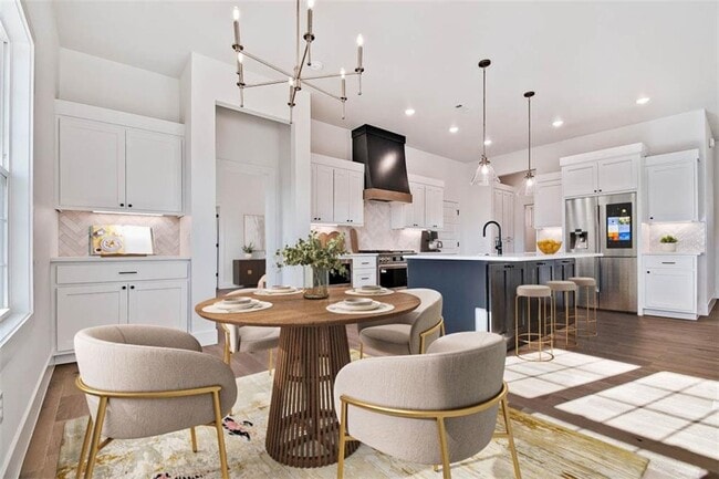 Photo - 20 S Kirby Dr