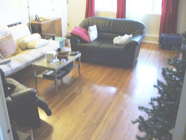 Living Area Photo 1 - 1045 S Cloverdale Ave Unit 5