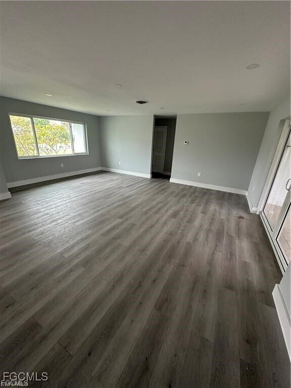 Photo - 1292 Thompson St