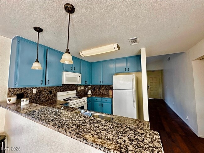 Photo - 7385 Coffeyville Ave