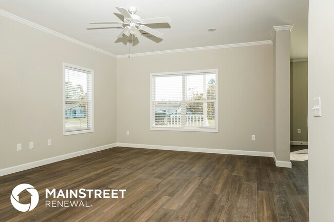 Photo - 12315 Tangier St