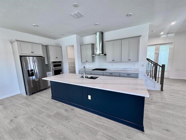 Photo - 2480 Celebration Blvd