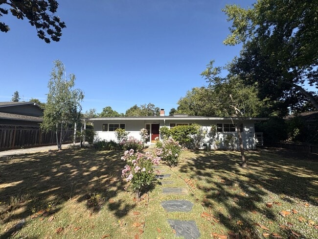 Charming 4-Bedroom Palo Alto Home with ADU... - Charming 4-Bedroom Palo Alto Home with ADU...