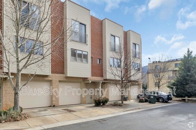 Building Photo - 1013 Linden Ave Rental