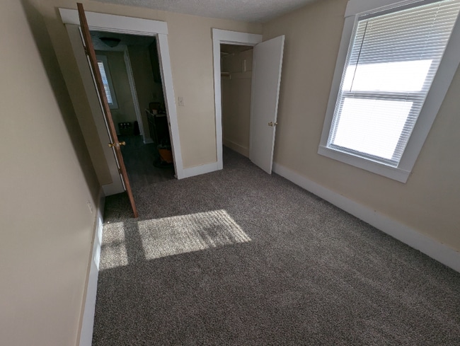 Photo - 5413 N 42nd St