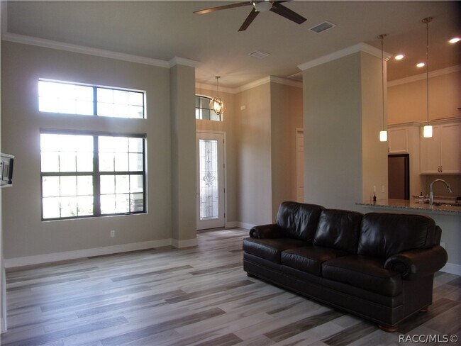Photo - 248 E Cumberland Ct