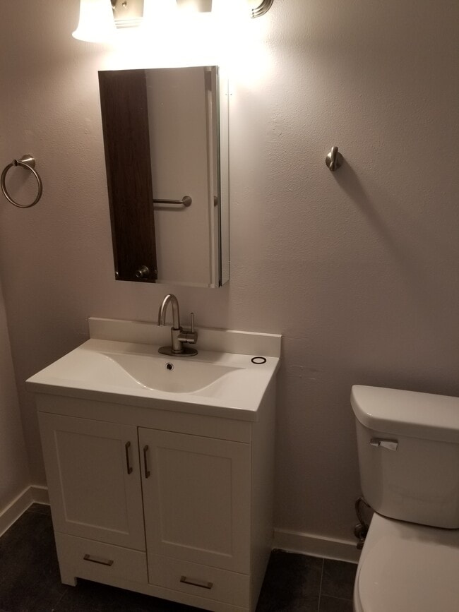 Photo - 1102 University Dr SE