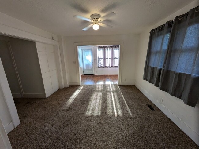 Photo - 1625 S Main St Unit B
