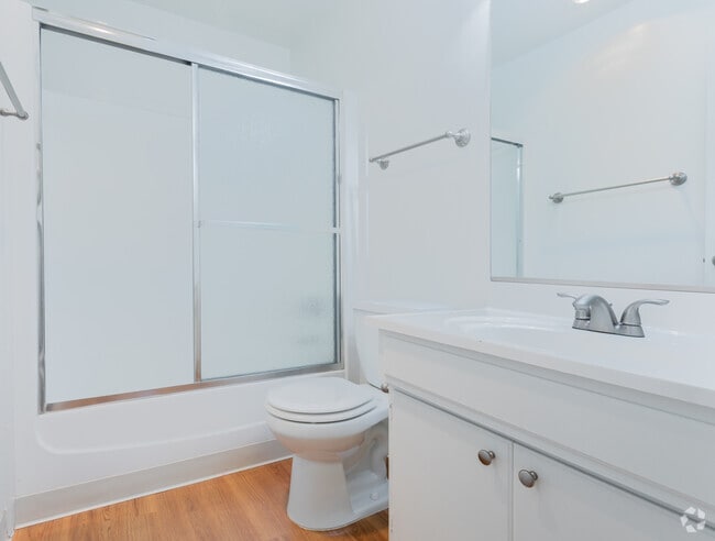 Photo - The Monterey Apartments