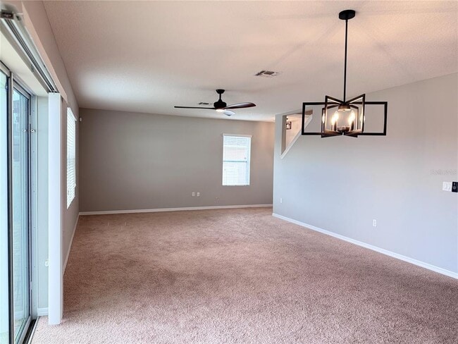 Photo - 362 Nova Dr
