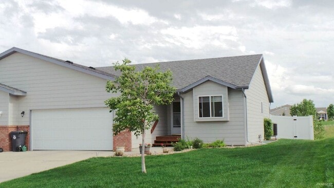 Photo - SPACIOUS | 3 BEDROOM | TOWNHOME | LOCATED IN AUBURN HILLS