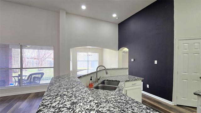 Photo - 6229 St Leonard Dr