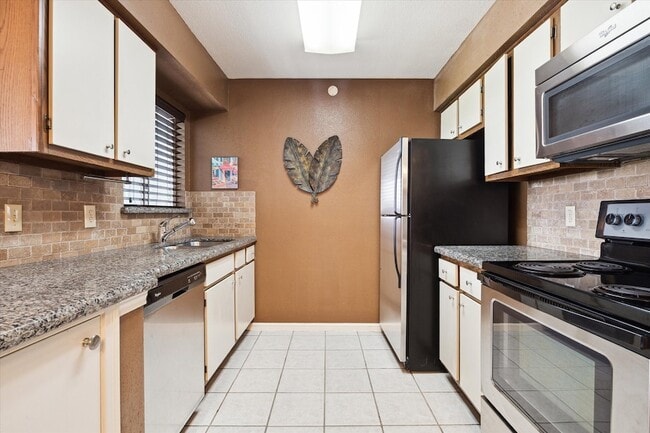 Photo - 18617 Egret Bay Blvd Unit 308